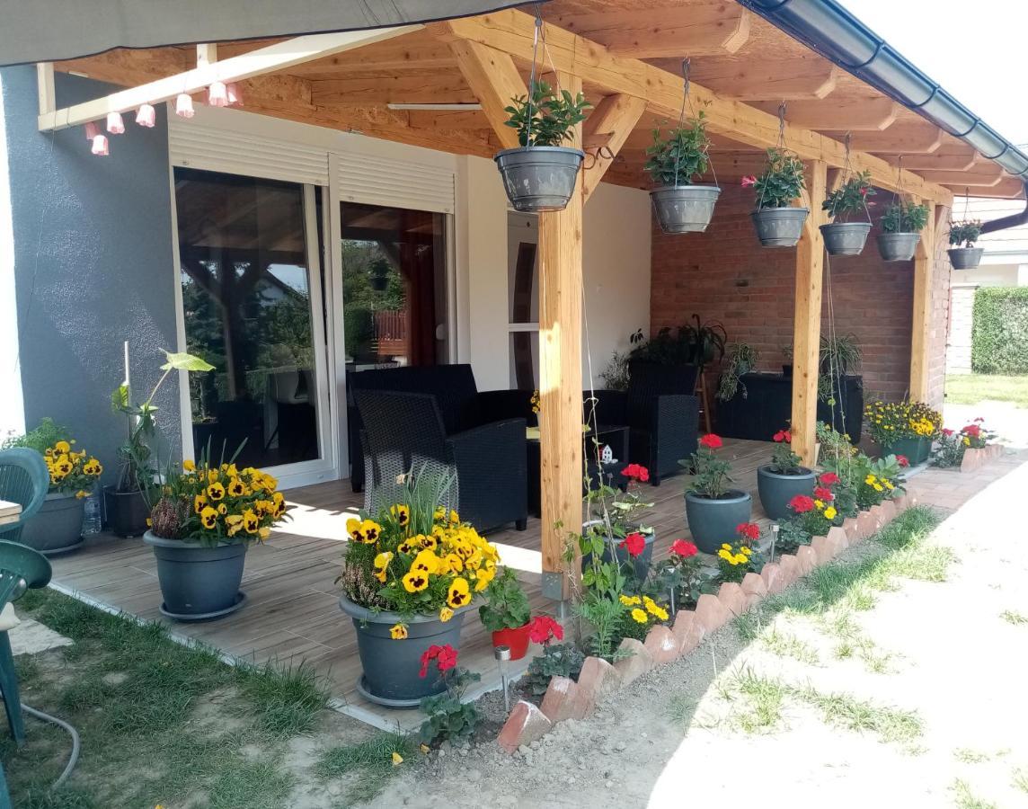 Apartman Tea Valpovo Экстерьер фото